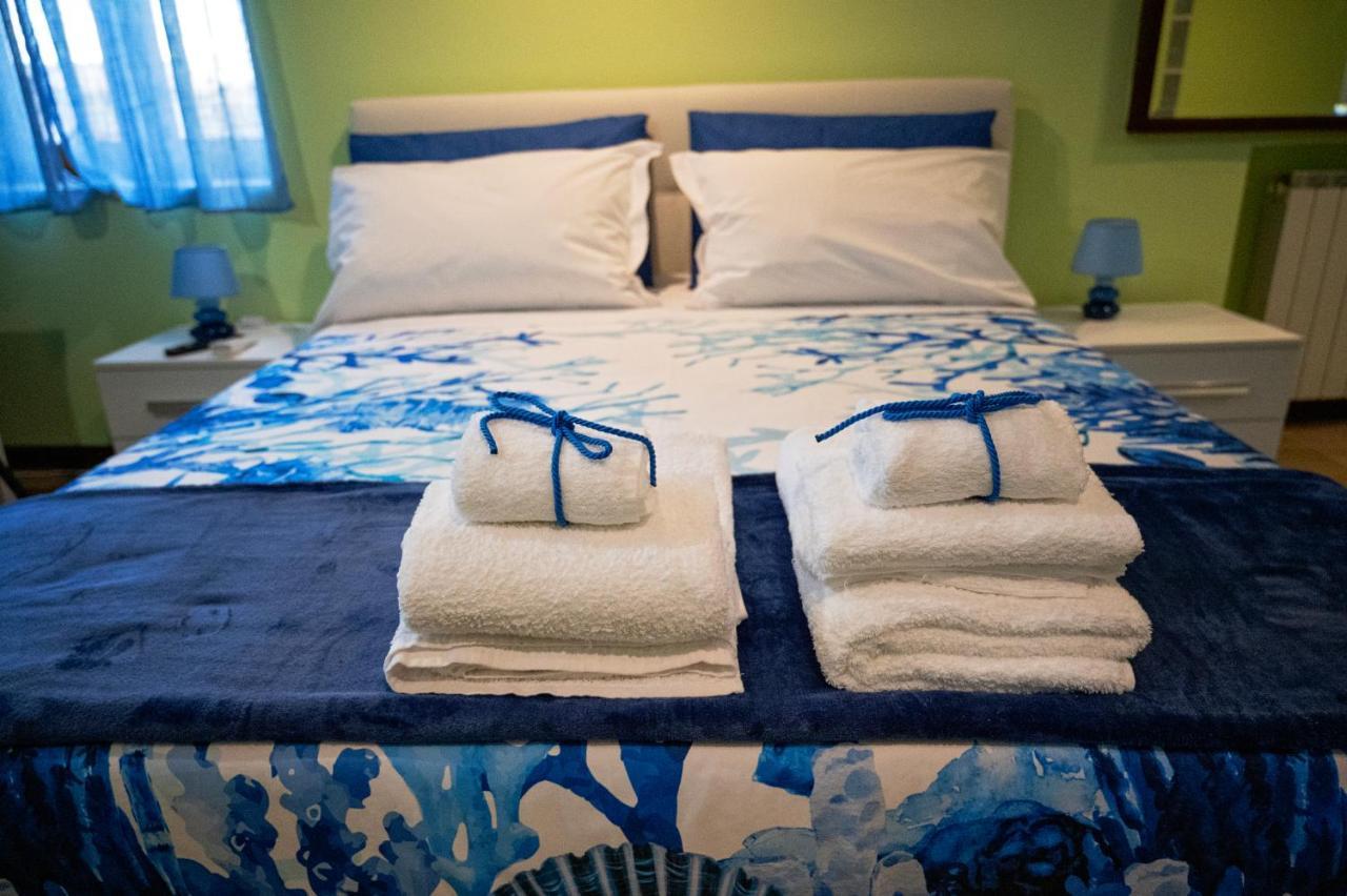 Casa "Positano" Da Ely - Salerno Centro Con Self Check-In Apartment Luaran gambar