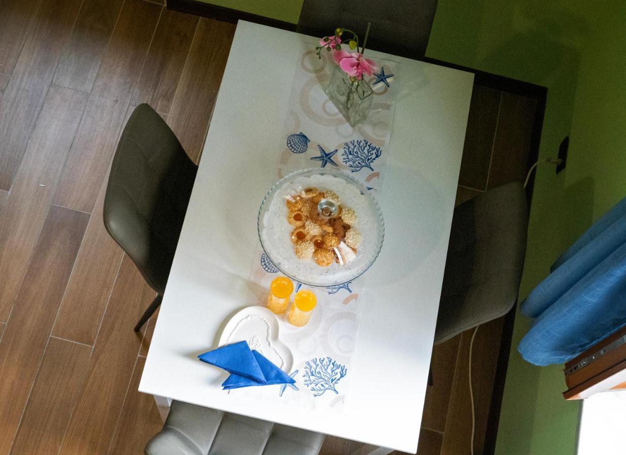Casa "Positano" Da Ely - Salerno Centro Con Self Check-In Apartment Luaran gambar