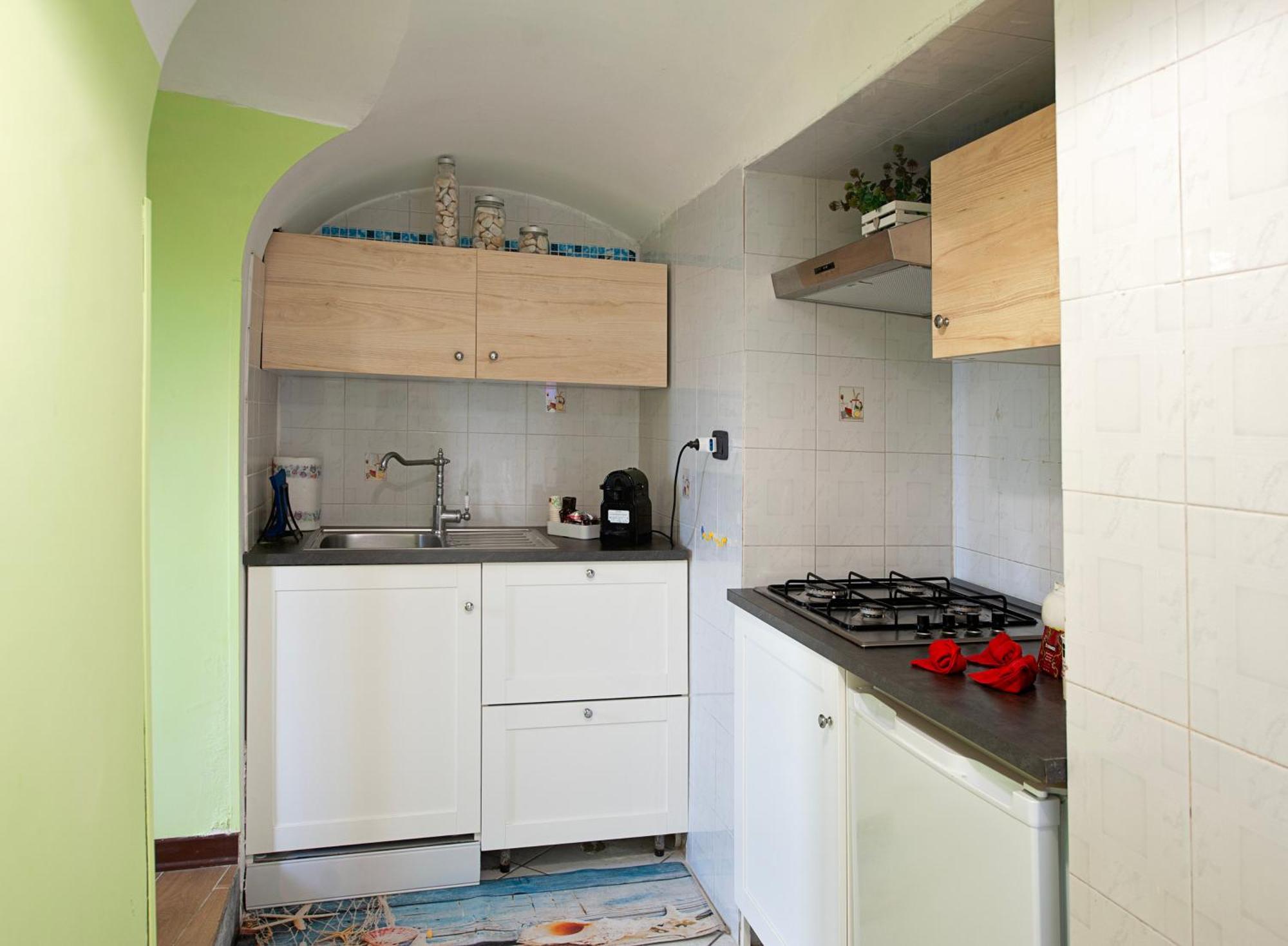 Casa "Positano" Da Ely - Salerno Centro Con Self Check-In Apartment Luaran gambar